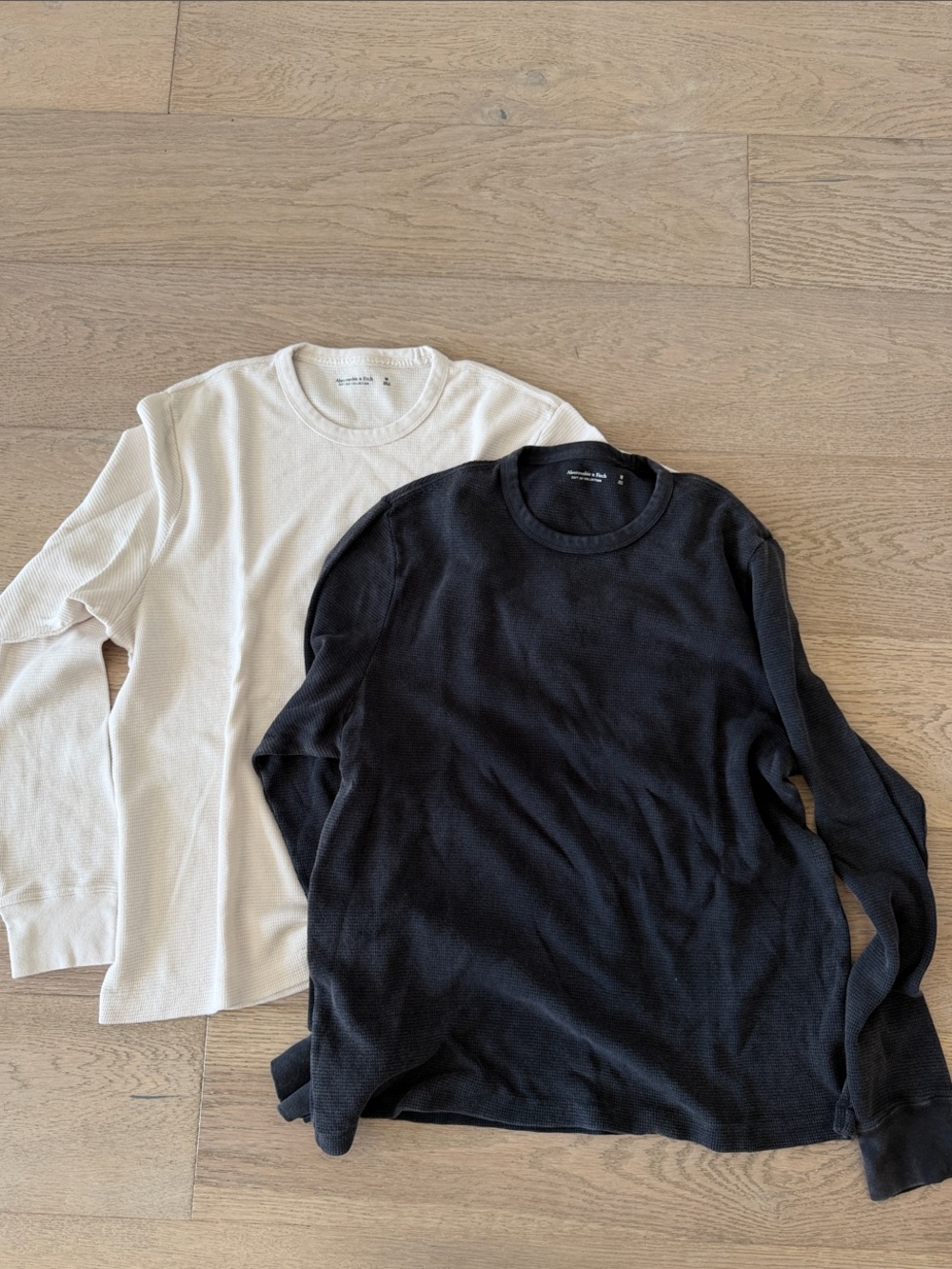 Abercrombie & Fitch Long Sleeve Tees - Black & Cream